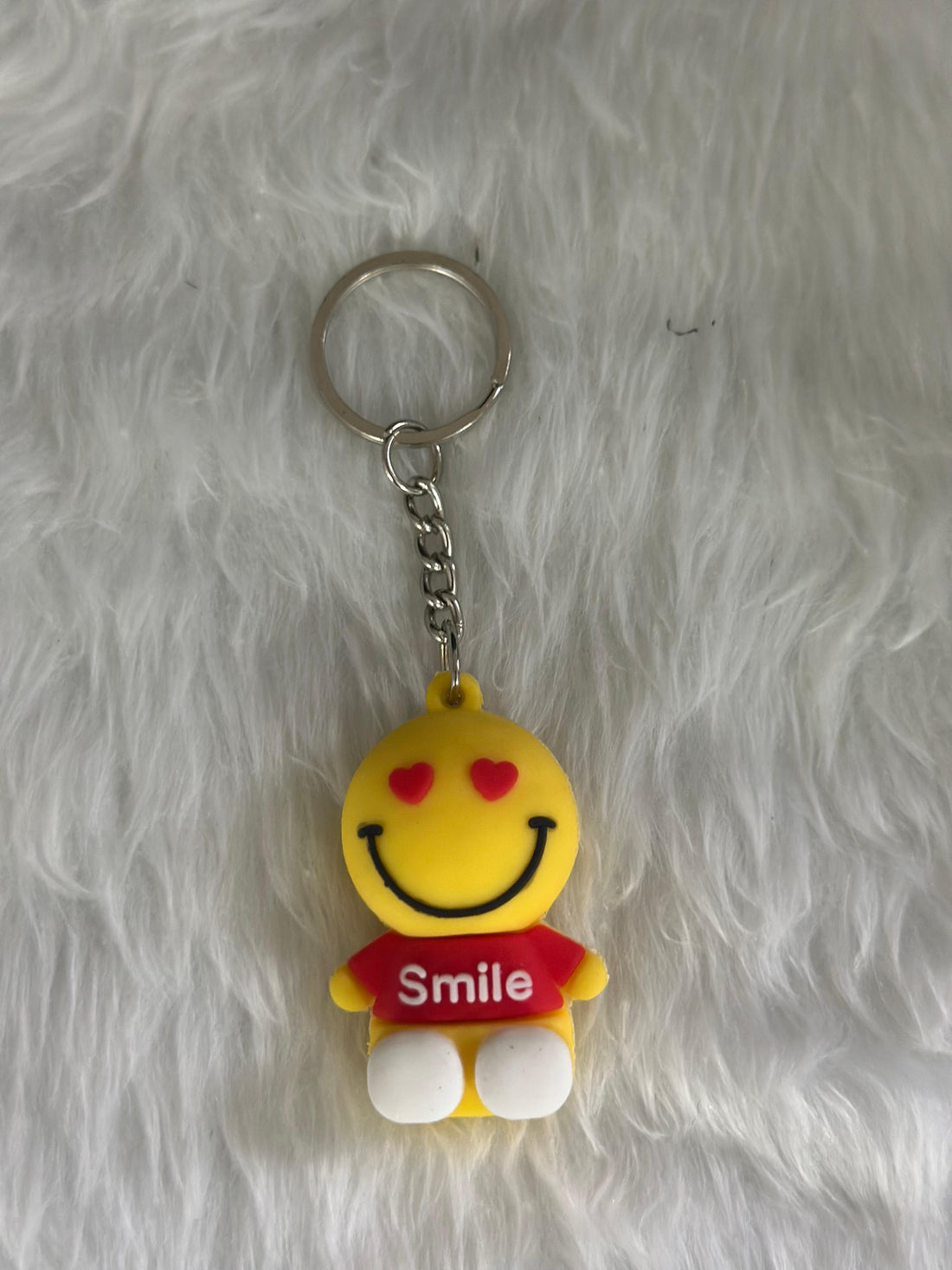 Smile Emoji Keychain – Love Eyes Design(k-4)